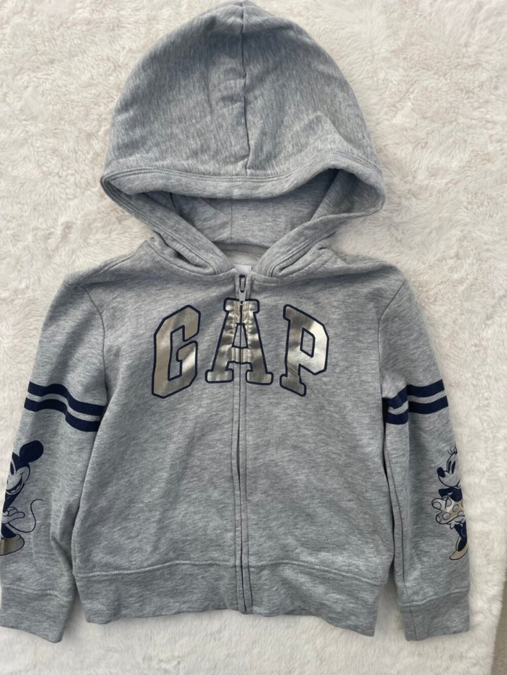 SALE! Gap Kids Disney Mickey Minnie Gray Zip Hoodie Size S (6-7)
